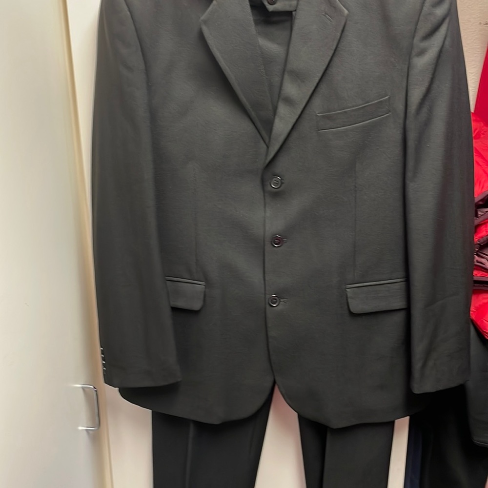 Men’s suit
